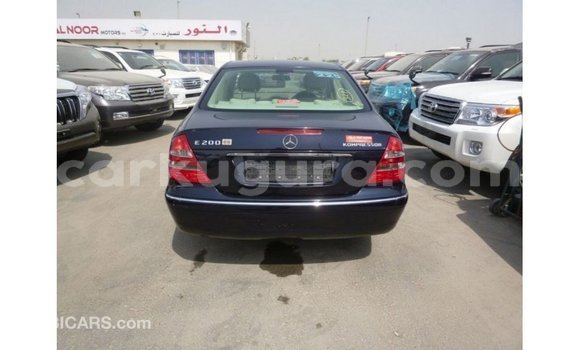 Nunua Imported Mercedes-Benz 200 Bluu Gari ndani ya Import - Dubai nchini Bujumbura Nunua Imported Mercedes-Benz 200 Bluu Gari ndani ya Import - Dubai nchini Bujumbura