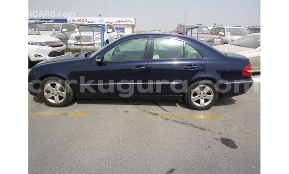 Nunua Imported Mercedes-Benz 200 Bluu Gari ndani ya Import - Dubai nchini Bujumbura Nunua Imported Mercedes-Benz 200 Bluu Gari ndani ya Import - Dubai nchini Bujumbura