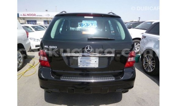 Acheter Import Voiture Mercedes-Benz 190 Noir à Import - Dubai, Bujumbura Acheter Import Voiture Mercedes-Benz 190 Noir à Import - Dubai, Bujumbura