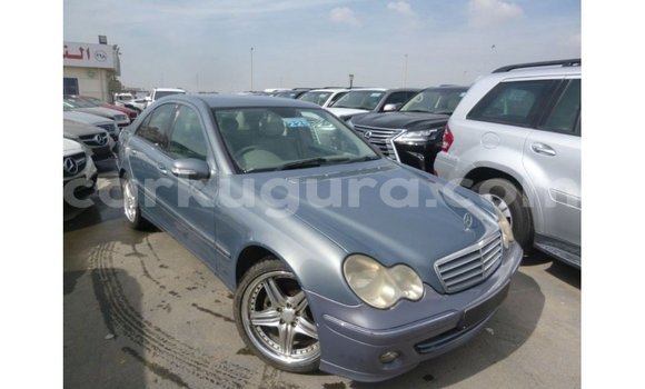 Buy Import Mercedes-Benz 190 Blue Car in Import - Dubai in Bujumbura Buy Import Mercedes-Benz 190 Blue Car in Import - Dubai in Bujumbura