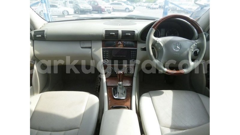 Big with watermark mercedes benz 190 bujumbura import dubai 4110