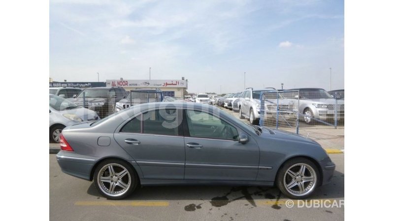 Big with watermark mercedes benz 190 bujumbura import dubai 4110