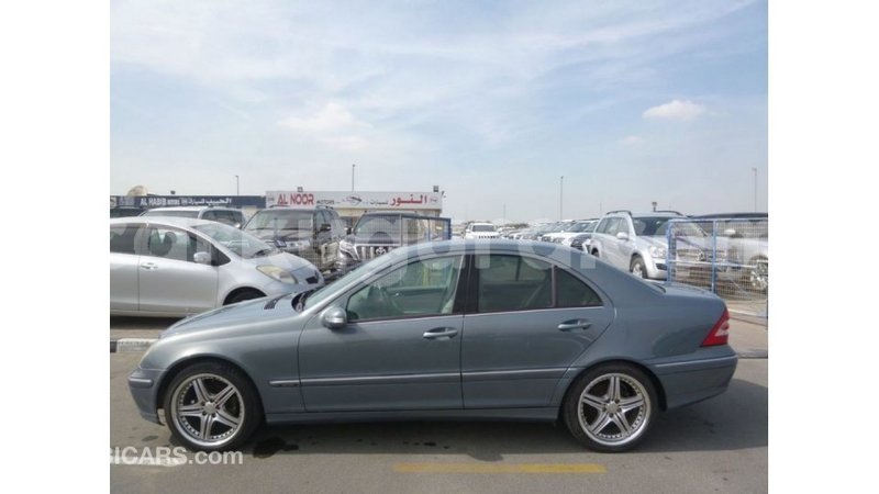 Big with watermark mercedes benz 190 bujumbura import dubai 4110