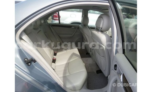 Buy Import Mercedes-Benz 190 Blue Car in Import - Dubai in Bujumbura Buy Import Mercedes-Benz 190 Blue Car in Import - Dubai in Bujumbura