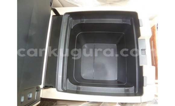 Buy Import Toyota Land Cruiser White Car in Import - Dubai in Bujumbura Buy Import Toyota Land Cruiser White Car in Import - Dubai in Bujumbura