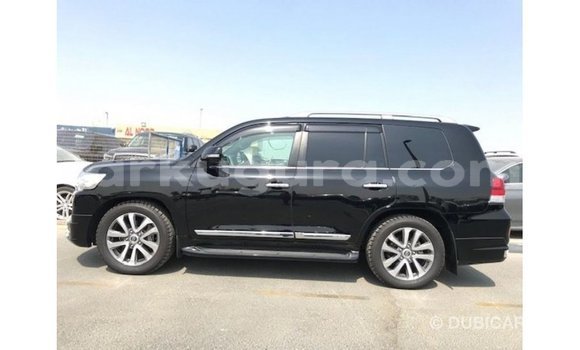 Acheter Import Voiture Toyota Land Cruiser Noir à Import - Dubai, Bujumbura Acheter Import Voiture Toyota Land Cruiser Noir à Import - Dubai, Bujumbura
