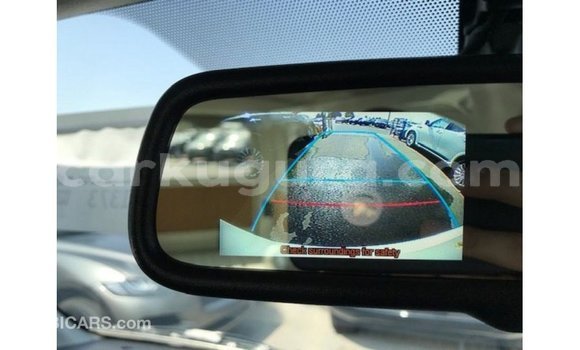 Acheter Import Voiture Toyota Hiace Blanc à Import - Dubai, Bujumbura Acheter Import Voiture Toyota Hiace Blanc à Import - Dubai, Bujumbura