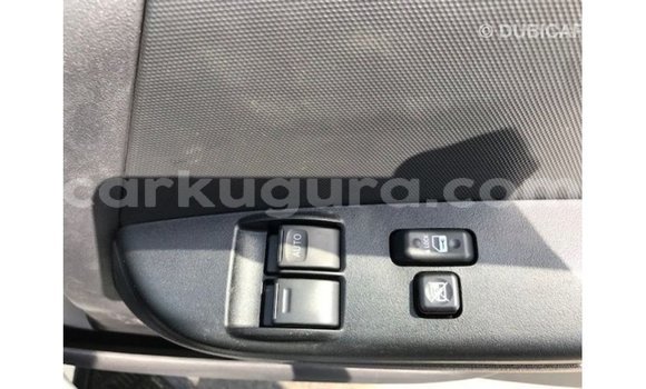 Acheter Import Voiture Toyota Hiace Blanc à Import - Dubai, Bujumbura Acheter Import Voiture Toyota Hiace Blanc à Import - Dubai, Bujumbura