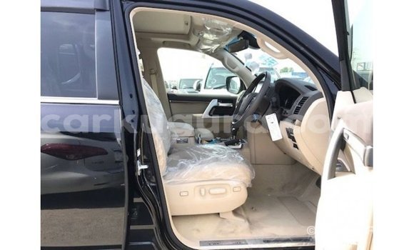 Buy Import Toyota Land Cruiser Black Car in Import - Dubai in Bujumbura Buy Import Toyota Land Cruiser Black Car in Import - Dubai in Bujumbura