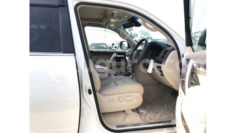 Big with watermark toyota land cruiser bujumbura import dubai 4122