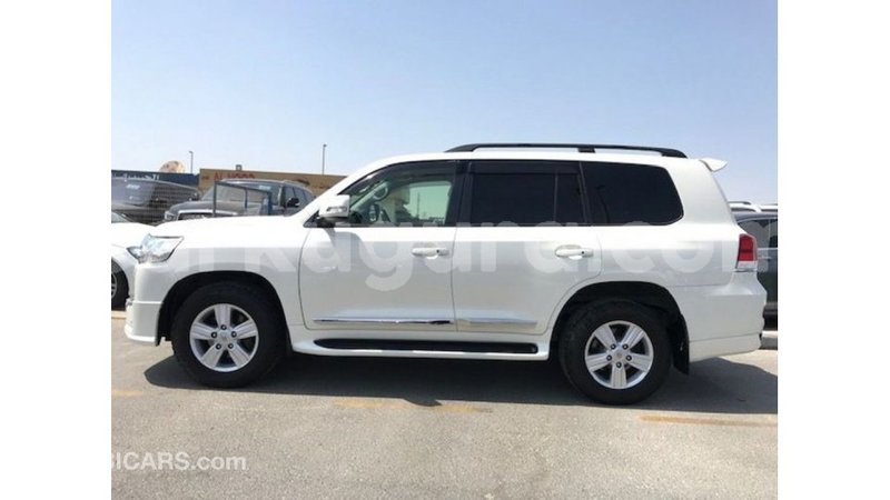 Big with watermark toyota land cruiser bujumbura import dubai 4124