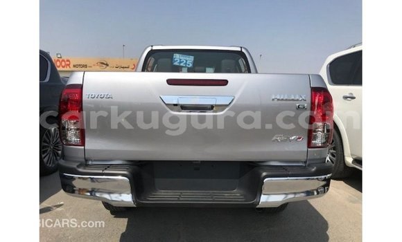 Acheter Import Voiture Toyota Hilux Autre à Import - Dubai, Bujumbura Acheter Import Voiture Toyota Hilux Autre à Import - Dubai, Bujumbura