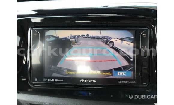 Acheter Import Voiture Toyota Hilux Noir à Import - Dubai, Bujumbura Acheter Import Voiture Toyota Hilux Noir à Import - Dubai, Bujumbura