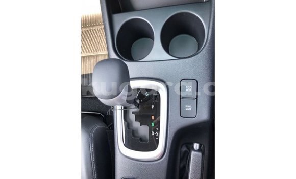 Acheter Import Voiture Toyota Hilux Noir à Import - Dubai, Bujumbura Acheter Import Voiture Toyota Hilux Noir à Import - Dubai, Bujumbura