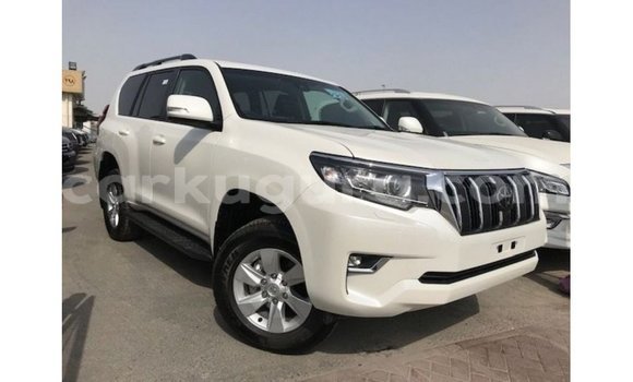 Acheter Import Voiture Toyota Prado Blanc à Import - Dubai, Bujumbura Acheter Import Voiture Toyota Prado Blanc à Import - Dubai, Bujumbura