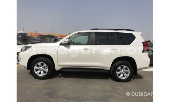 Acheter Import Voiture Toyota Prado Blanc à Import - Dubai, Bujumbura Acheter Import Voiture Toyota Prado Blanc à Import - Dubai, Bujumbura