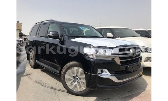 Acheter Import Voiture Toyota Land Cruiser Noir à Import - Dubai, Bujumbura Acheter Import Voiture Toyota Land Cruiser Noir à Import - Dubai, Bujumbura