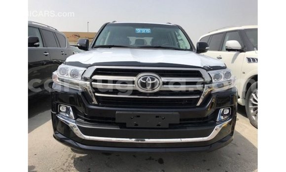 Acheter Import Voiture Toyota Land Cruiser Noir à Import - Dubai, Bujumbura Acheter Import Voiture Toyota Land Cruiser Noir à Import - Dubai, Bujumbura