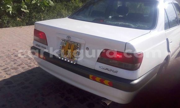 Acheter Occasion Voiture Toyota Carina Blanc à Bururi, Burundi Acheter Occasion Voiture Toyota Carina Blanc à Bururi, Burundi