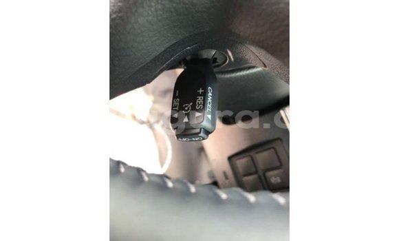 Acheter Import Voiture Toyota Land Cruiser Noir à Import - Dubai, Bujumbura Acheter Import Voiture Toyota Land Cruiser Noir à Import - Dubai, Bujumbura