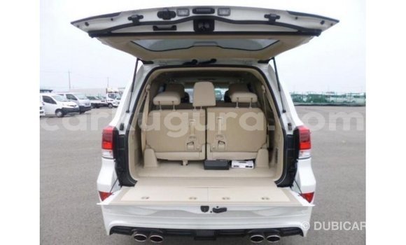 Buy Import Toyota Land Cruiser White Car in Import - Dubai in Bujumbura Buy Import Toyota Land Cruiser White Car in Import - Dubai in Bujumbura
