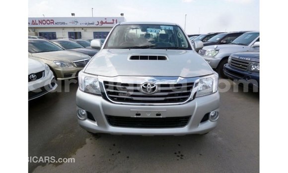 Acheter Import Voiture Toyota Hilux Autre à Import - Dubai, Bujumbura Acheter Import Voiture Toyota Hilux Autre à Import - Dubai, Bujumbura