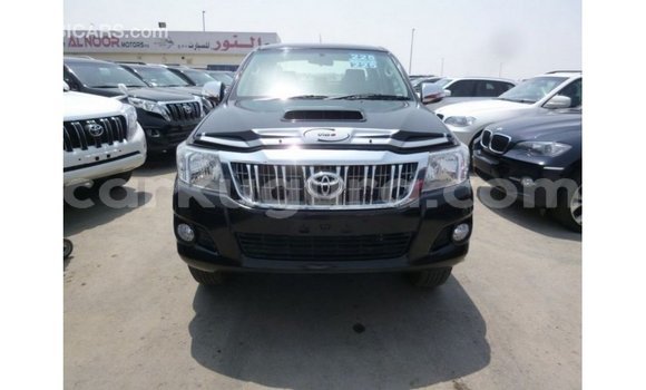 Acheter Import Voiture Toyota Hilux Noir à Import - Dubai, Bujumbura Acheter Import Voiture Toyota Hilux Noir à Import - Dubai, Bujumbura