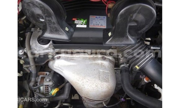 Acheter Import Voiture Toyota Alphard Blanc à Import - Dubai, Bujumbura Acheter Import Voiture Toyota Alphard Blanc à Import - Dubai, Bujumbura