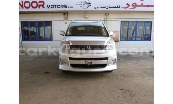 Acheter Import Voiture Toyota Voxy Autre à Import - Dubai, Bujumbura Acheter Import Voiture Toyota Voxy Autre à Import - Dubai, Bujumbura
