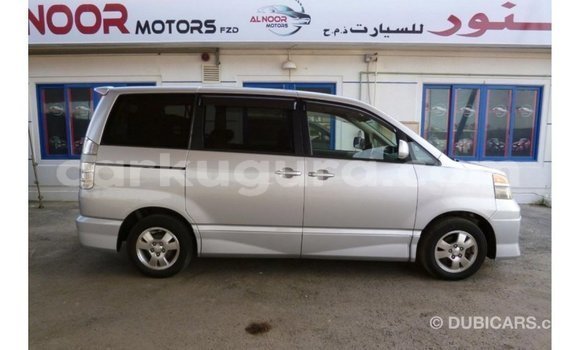 Acheter Import Voiture Toyota Voxy Autre à Import - Dubai, Bujumbura Acheter Import Voiture Toyota Voxy Autre à Import - Dubai, Bujumbura