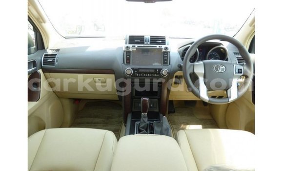 Nunua Imported Toyota Prado Nyeusi Gari ndani ya Import - Dubai nchini Bujumbura Nunua Imported Toyota Prado Nyeusi Gari ndani ya Import - Dubai nchini Bujumbura
