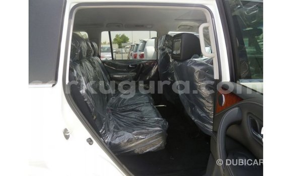 Acheter Import Voiture Infiniti Q Blanc à Import - Dubai, Bujumbura Acheter Import Voiture Infiniti Q Blanc à Import - Dubai, Bujumbura