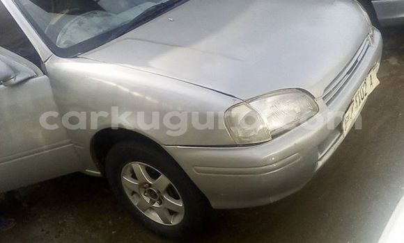 Nunua Ilio tumika Toyota Starlet Fedha Gari ndani ya Bururi nchini Burundi Nunua Ilio tumika Toyota Starlet Fedha Gari ndani ya Bururi nchini Burundi