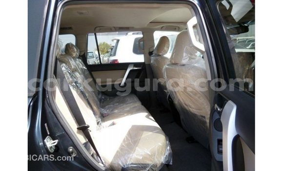 Acheter Import Voiture Toyota Prado Bleu à Import - Dubai, Bujumbura Acheter Import Voiture Toyota Prado Bleu à Import - Dubai, Bujumbura