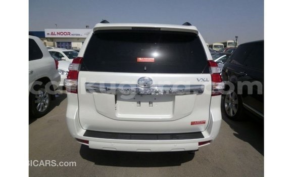 Nunua Imported Toyota Prado Nyeupe Gari ndani ya Import - Dubai nchini Bujumbura Nunua Imported Toyota Prado Nyeupe Gari ndani ya Import - Dubai nchini Bujumbura