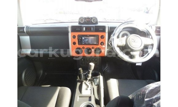 Acheter Import Voiture Toyota FJ Cruiser Autre à Import - Dubai, Bujumbura Acheter Import Voiture Toyota FJ Cruiser Autre à Import - Dubai, Bujumbura