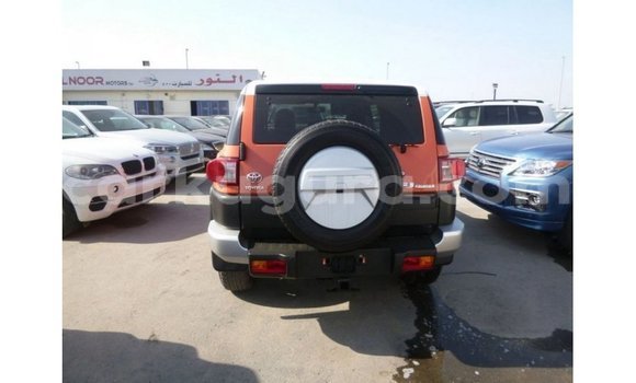 Acheter Import Voiture Toyota FJ Cruiser Autre à Import - Dubai, Bujumbura Acheter Import Voiture Toyota FJ Cruiser Autre à Import - Dubai, Bujumbura