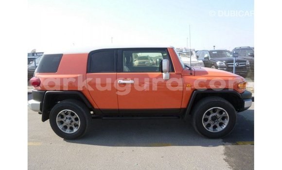 Acheter Import Voiture Toyota FJ Cruiser Autre à Import - Dubai, Bujumbura Acheter Import Voiture Toyota FJ Cruiser Autre à Import - Dubai, Bujumbura