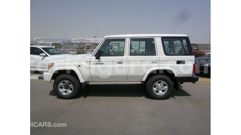 Big with watermark toyota land cruiser bujumbura import dubai 4175