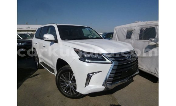 Acheter Import Voiture Lexus LX Blanc à Import - Dubai, Bujumbura Acheter Import Voiture Lexus LX Blanc à Import - Dubai, Bujumbura