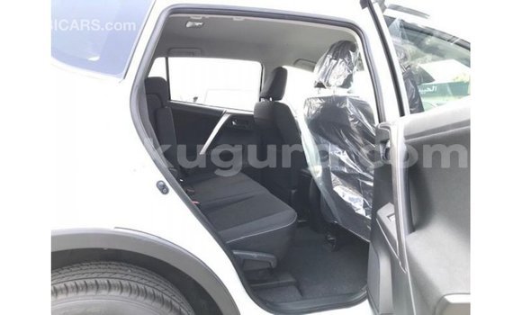 Buy Import Toyota 4Runner White Car in Import - Dubai in Bujumbura Buy Import Toyota 4Runner White Car in Import - Dubai in Bujumbura