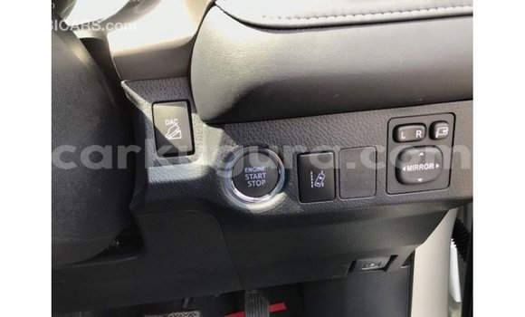 Acheter Import Voiture Toyota 4Runner Blanc à Import - Dubai, Bujumbura Acheter Import Voiture Toyota 4Runner Blanc à Import - Dubai, Bujumbura