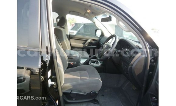 Acheter Import Voiture Toyota Land Cruiser Noir à Import - Dubai, Bujumbura Acheter Import Voiture Toyota Land Cruiser Noir à Import - Dubai, Bujumbura