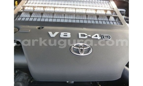 Acheter Import Voiture Toyota Land Cruiser Noir à Import - Dubai, Bujumbura Acheter Import Voiture Toyota Land Cruiser Noir à Import - Dubai, Bujumbura
