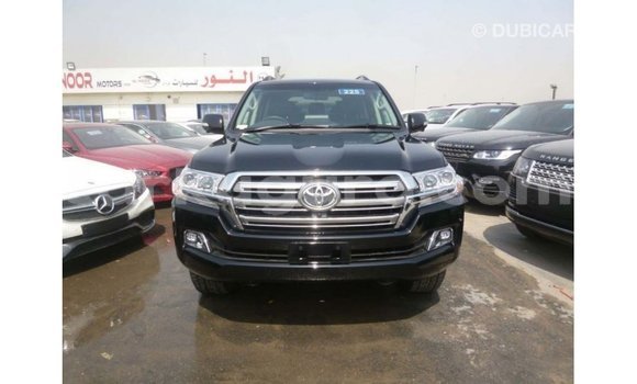 Acheter Import Voiture Toyota Land Cruiser Noir à Import - Dubai, Bujumbura Acheter Import Voiture Toyota Land Cruiser Noir à Import - Dubai, Bujumbura