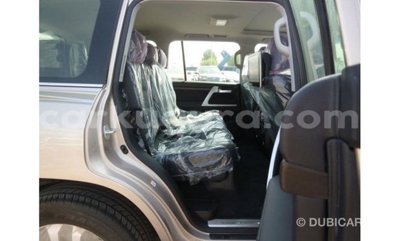 Buy Import Toyota Land Cruiser Other Car in Import - Dubai in Bujumbura Buy Import Toyota Land Cruiser Other Car in Import - Dubai in Bujumbura
