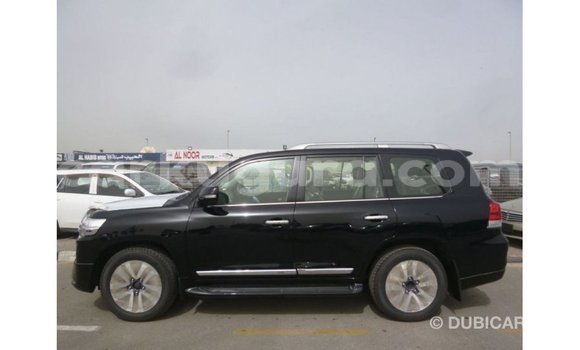 Acheter Import Voiture Toyota Land Cruiser Noir à Import - Dubai, Bujumbura Acheter Import Voiture Toyota Land Cruiser Noir à Import - Dubai, Bujumbura