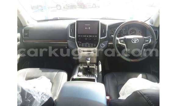 Buy Import Toyota Land Cruiser White Car in Import - Dubai in Bujumbura Buy Import Toyota Land Cruiser White Car in Import - Dubai in Bujumbura