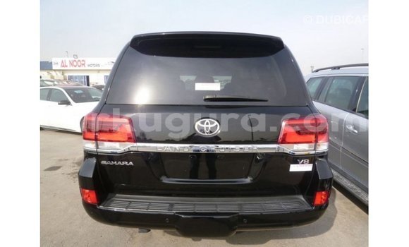 Acheter Import Voiture Toyota Land Cruiser Noir à Import - Dubai, Bujumbura Acheter Import Voiture Toyota Land Cruiser Noir à Import - Dubai, Bujumbura
