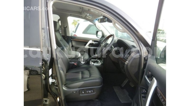 Big with watermark toyota land cruiser bujumbura import dubai 4204